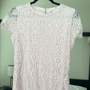 Delicate Lace Dress in Soft lavender